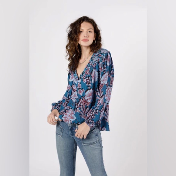 Band Of The Free Tops - NWT Band Of The Free JOSIE SAPPHIRE MIXED PRINT LONG SLEEVE TOP Bohemian Tunic